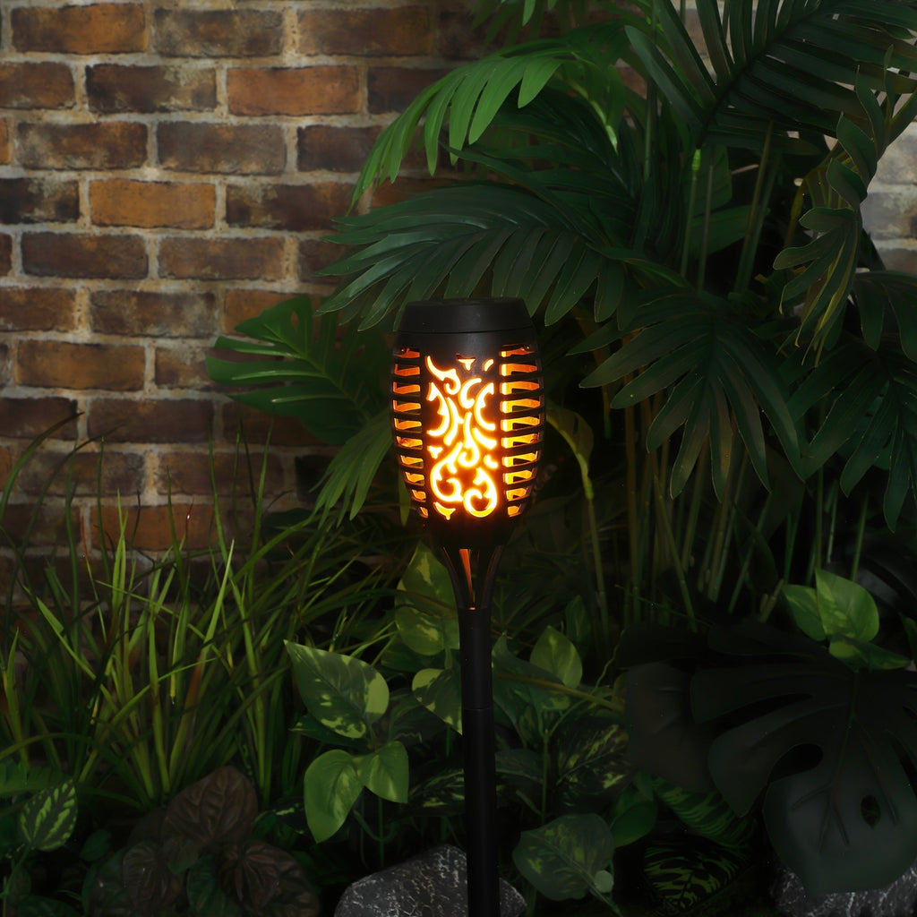 ეზოს ნათურა ჩირაღდანის ეფექტით მზის ენერგიაზე