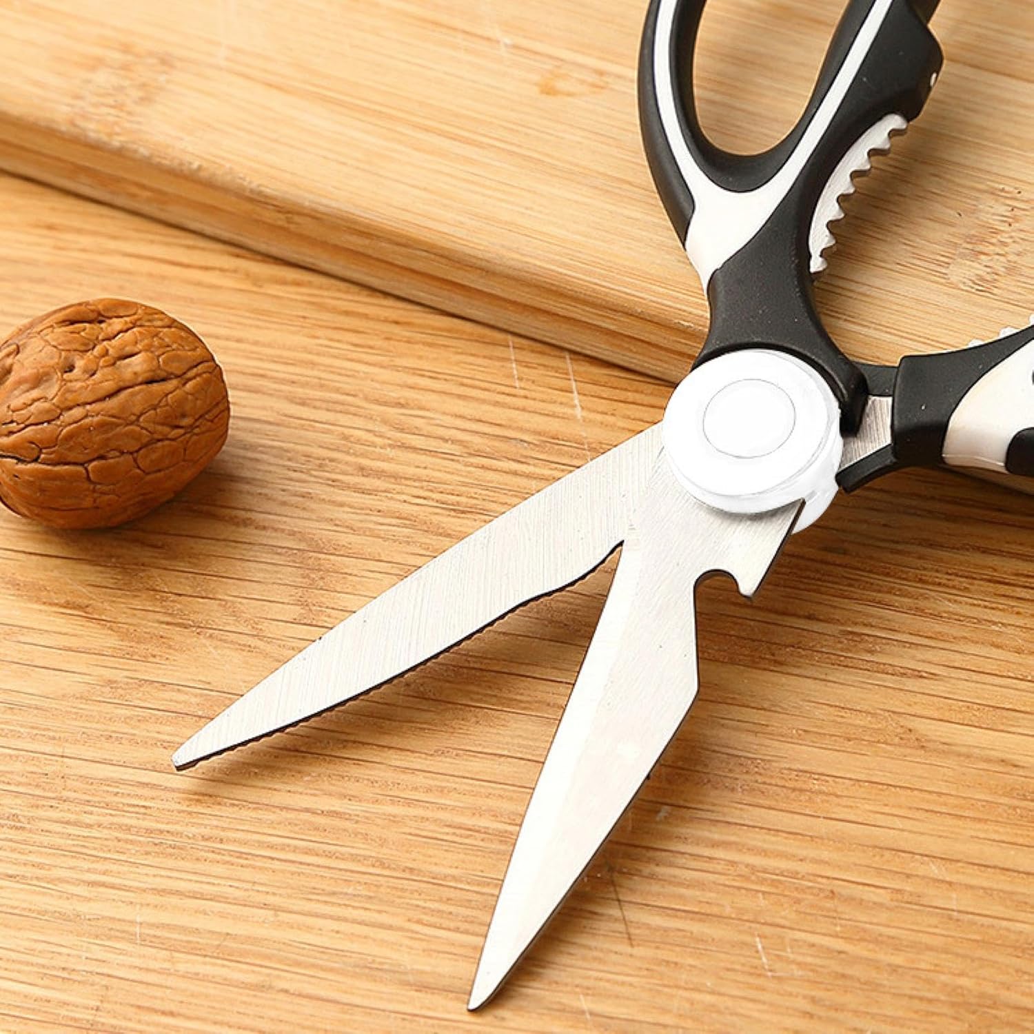 სამზარეულოს მაკრატელი