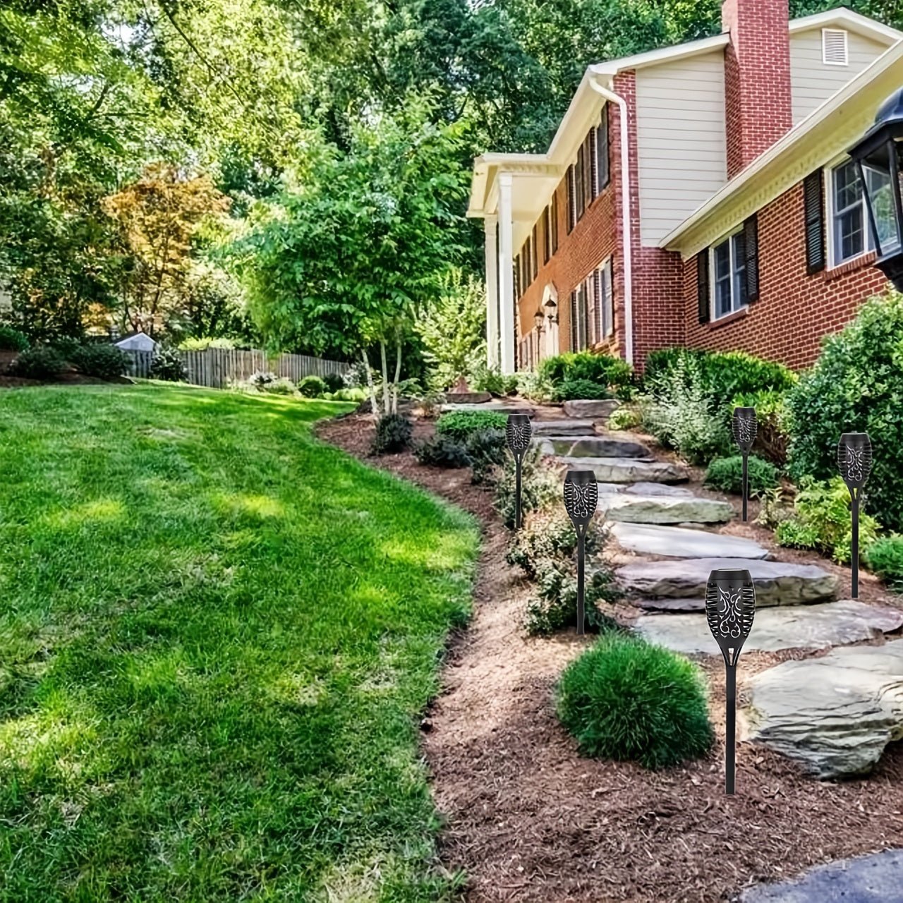 ეზოს ნათურა ჩირაღდანის ეფექტით მზის ენერგიაზე