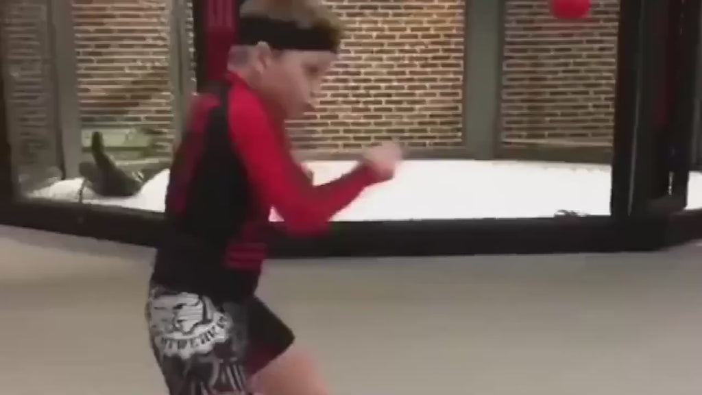 თავზე დასამაგრებელი სავარჯიშო ბურთი